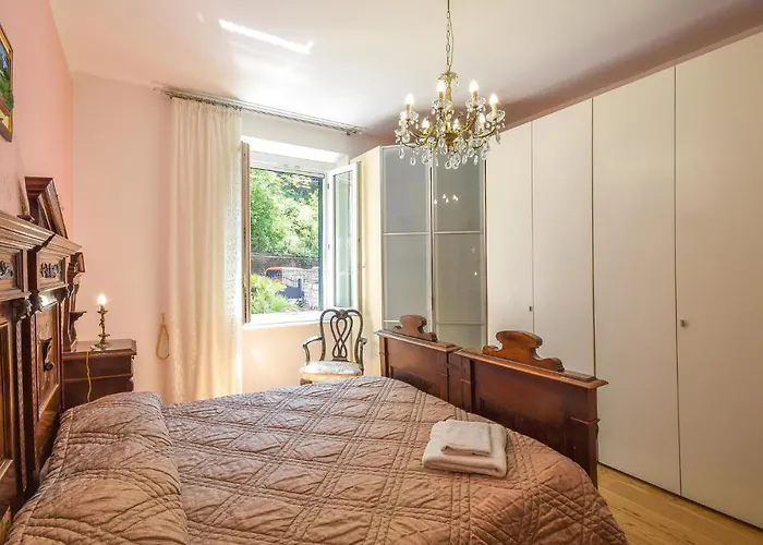 3 Bedroom Amazing In Lägenhet *